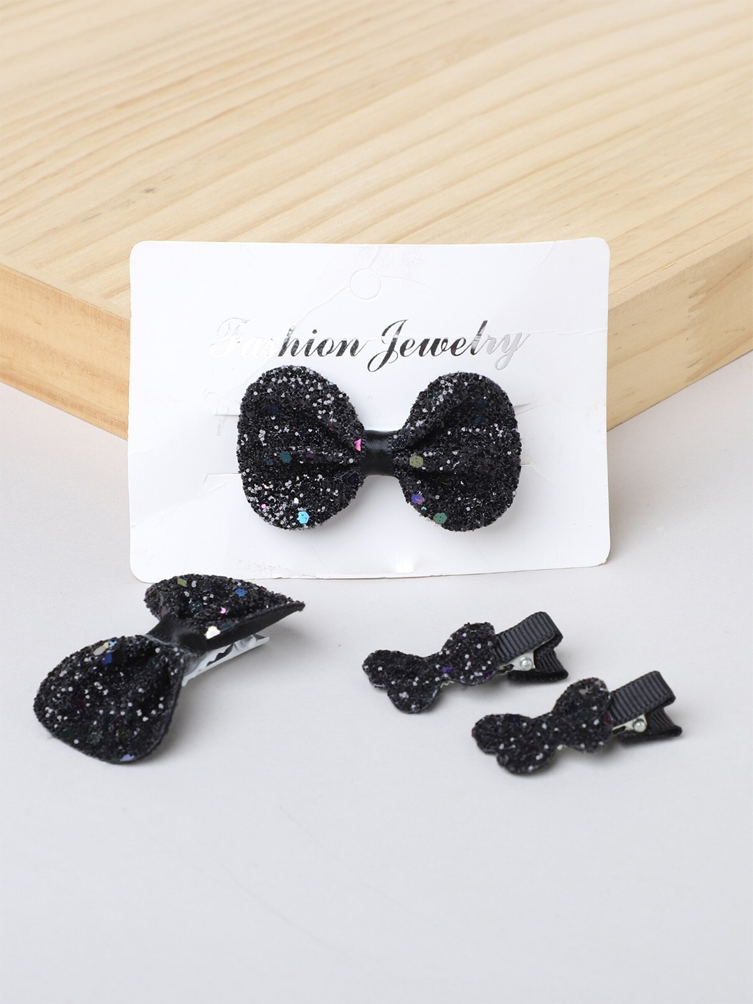 

The Magic Wand Girls Set Of 4 Embellished Alligator Hair Clip, Black
