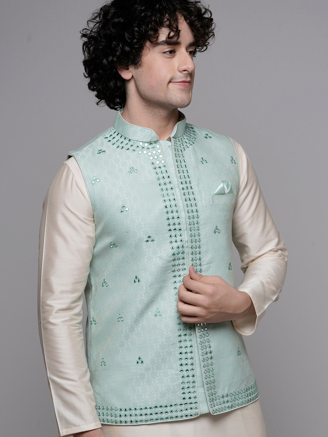 

MAAHI FABS Embroidered Nehru Jackets, Blue