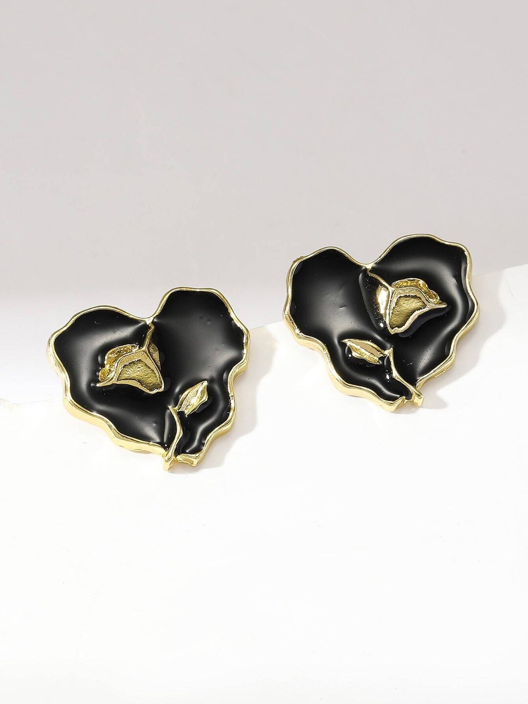 

VAGHBHATT Gold Plated Studs Earrings