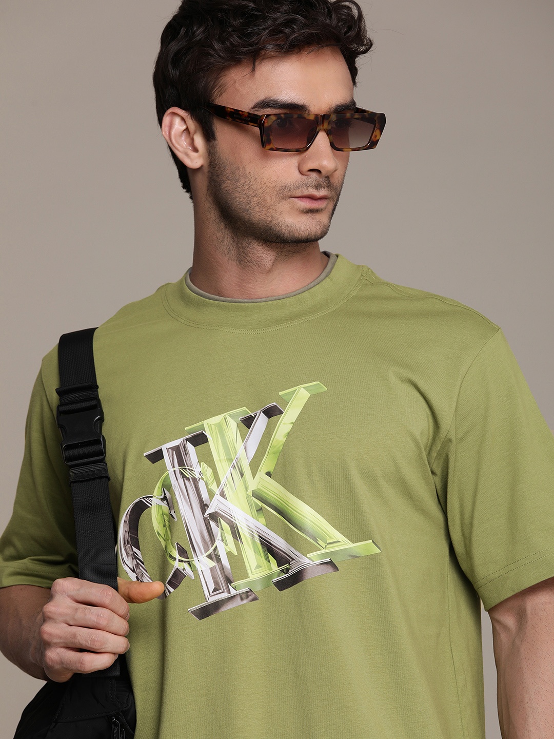 

Calvin Klein Jeans Brand Logo Printed Pure Cotton T-shirt, Green