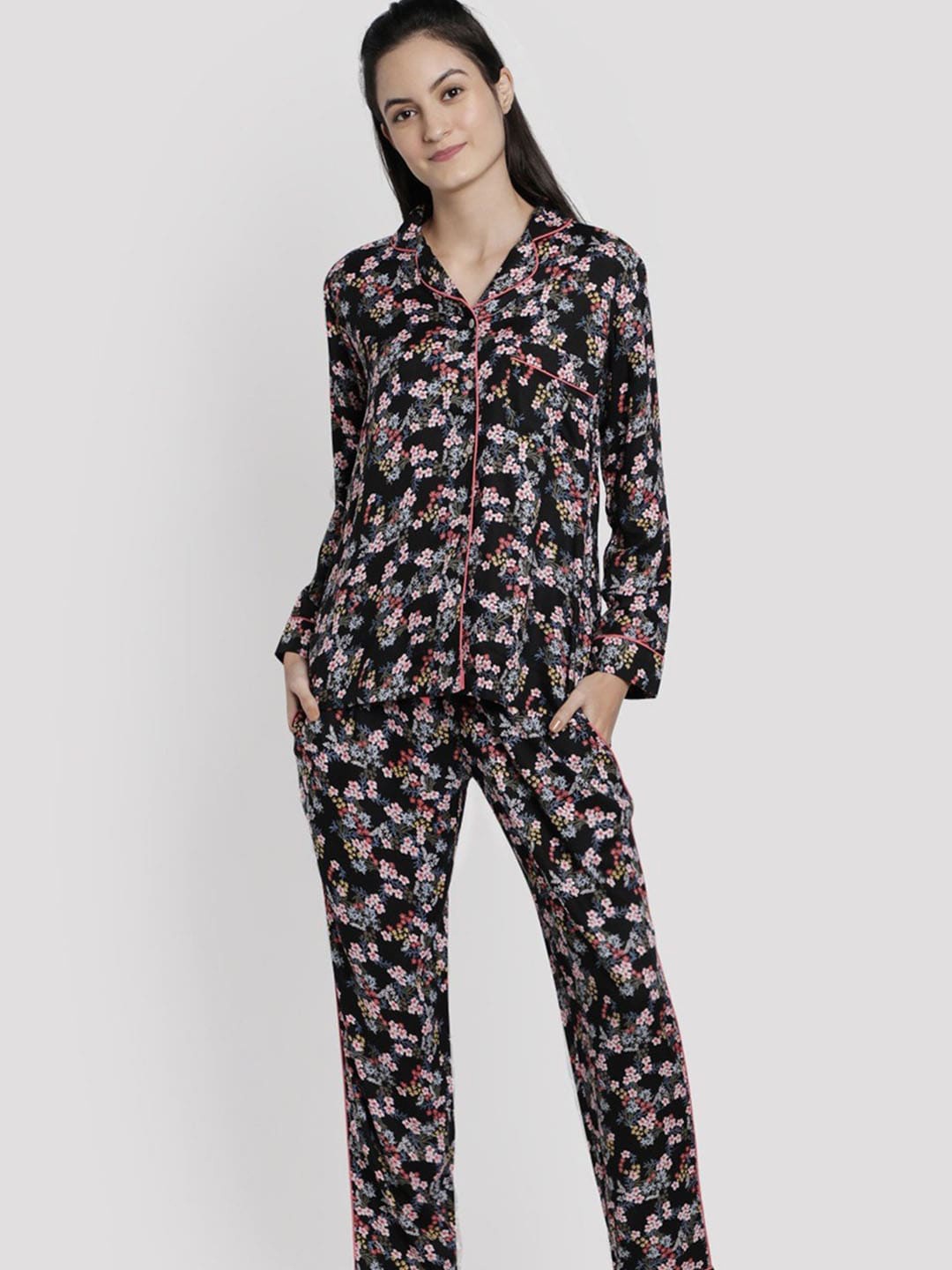 

DUSK ATTIRE Floral Printed Lapel Collar Night Suit, Black