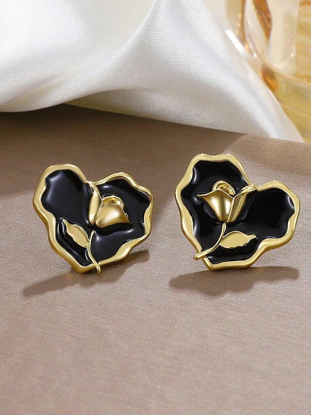 

FIMBUL Gold-Plated Stud Earrings