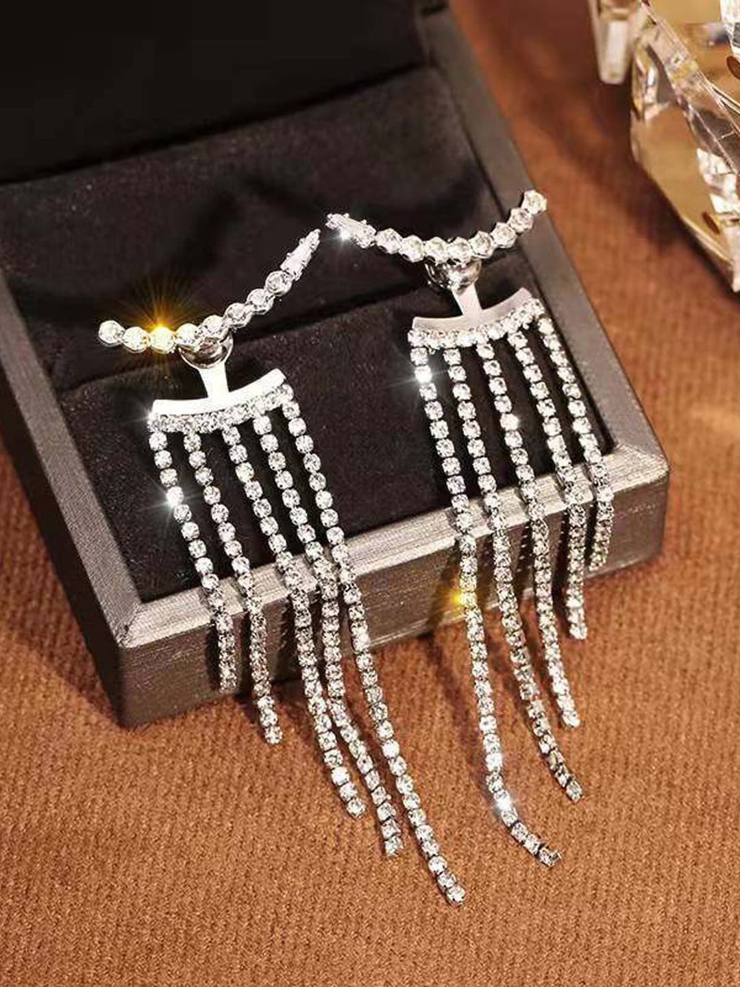 

FIMBUL Silver-Plated CZ-Studded Tassel Design Dangle Earrings