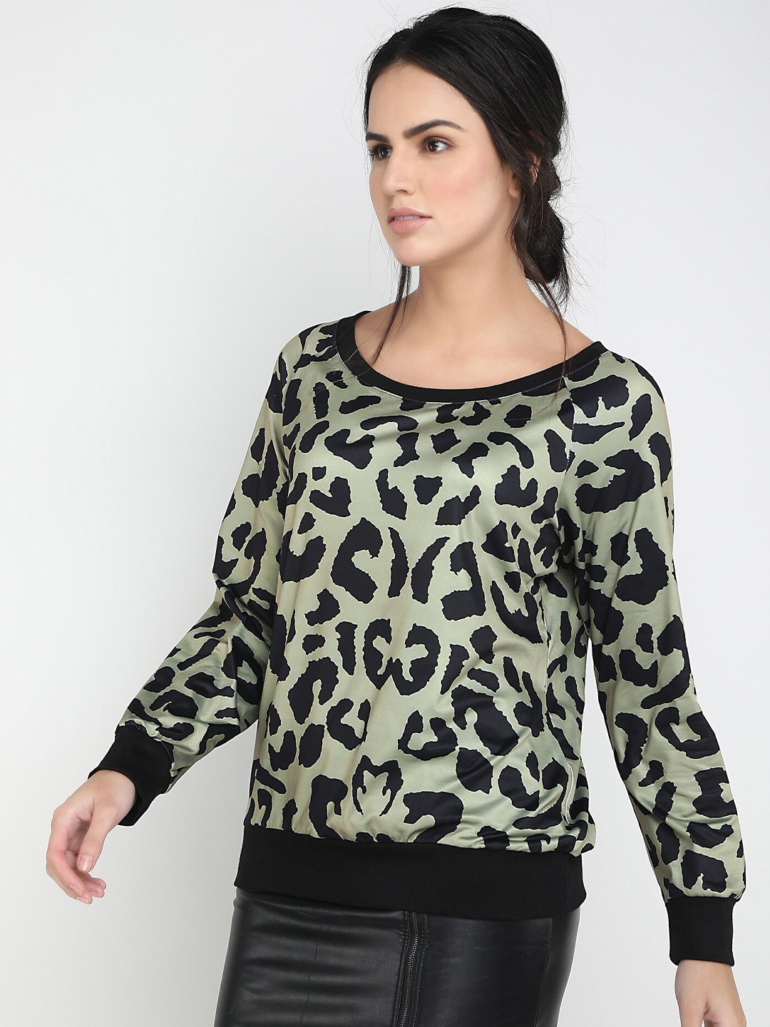 

LULU & SKY Animal Printed Pullover Sweater, Green