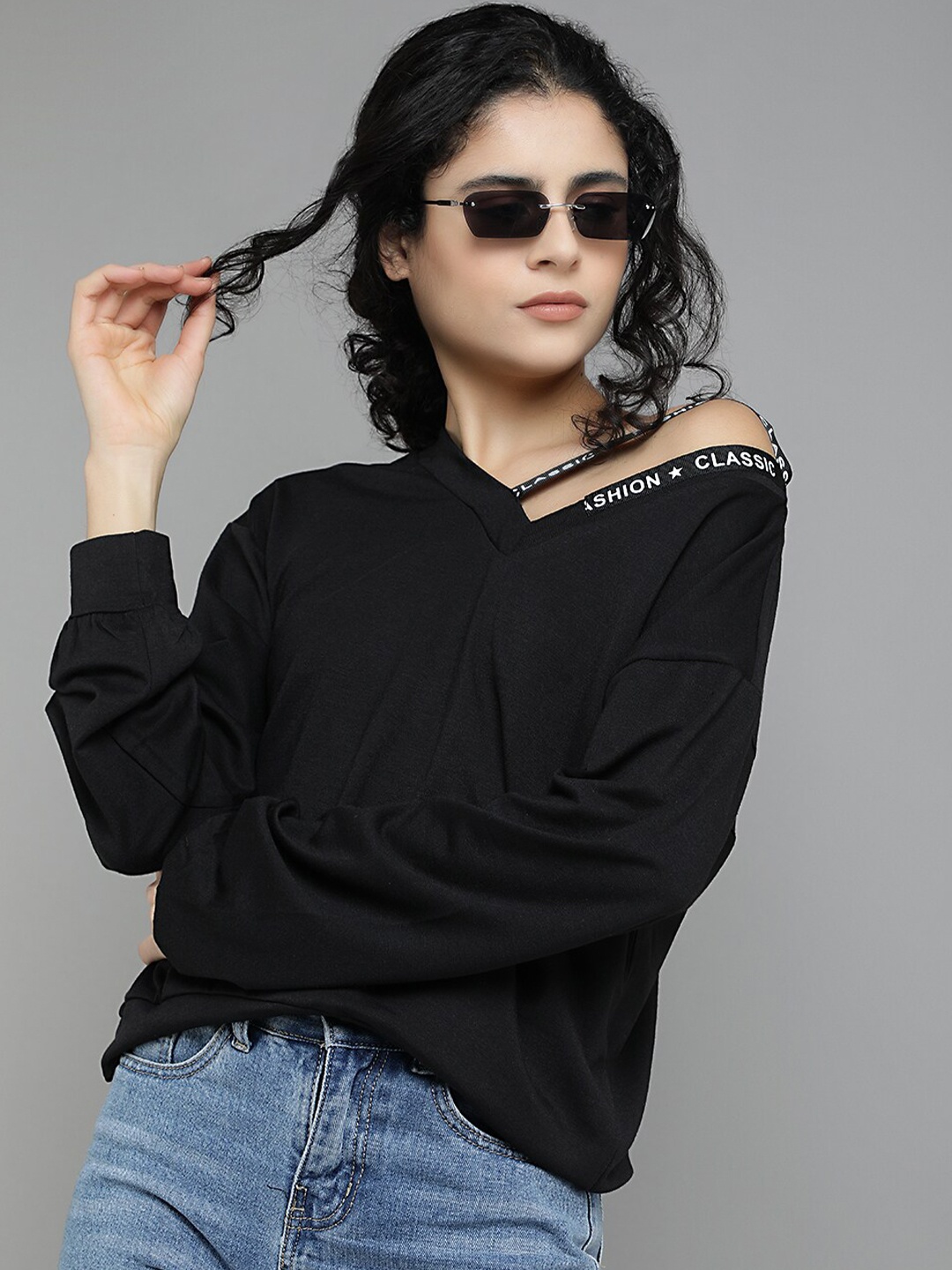 

LULU & SKY V-Neck Drop Shoulder Sleeves Pullover Sweatshirt, Black