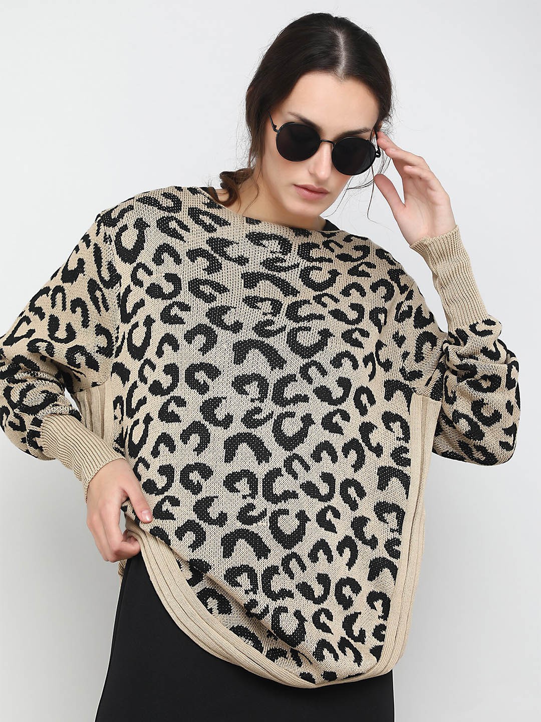 

LULU & SKY Abstract Printed Pullover Sweater, Khaki