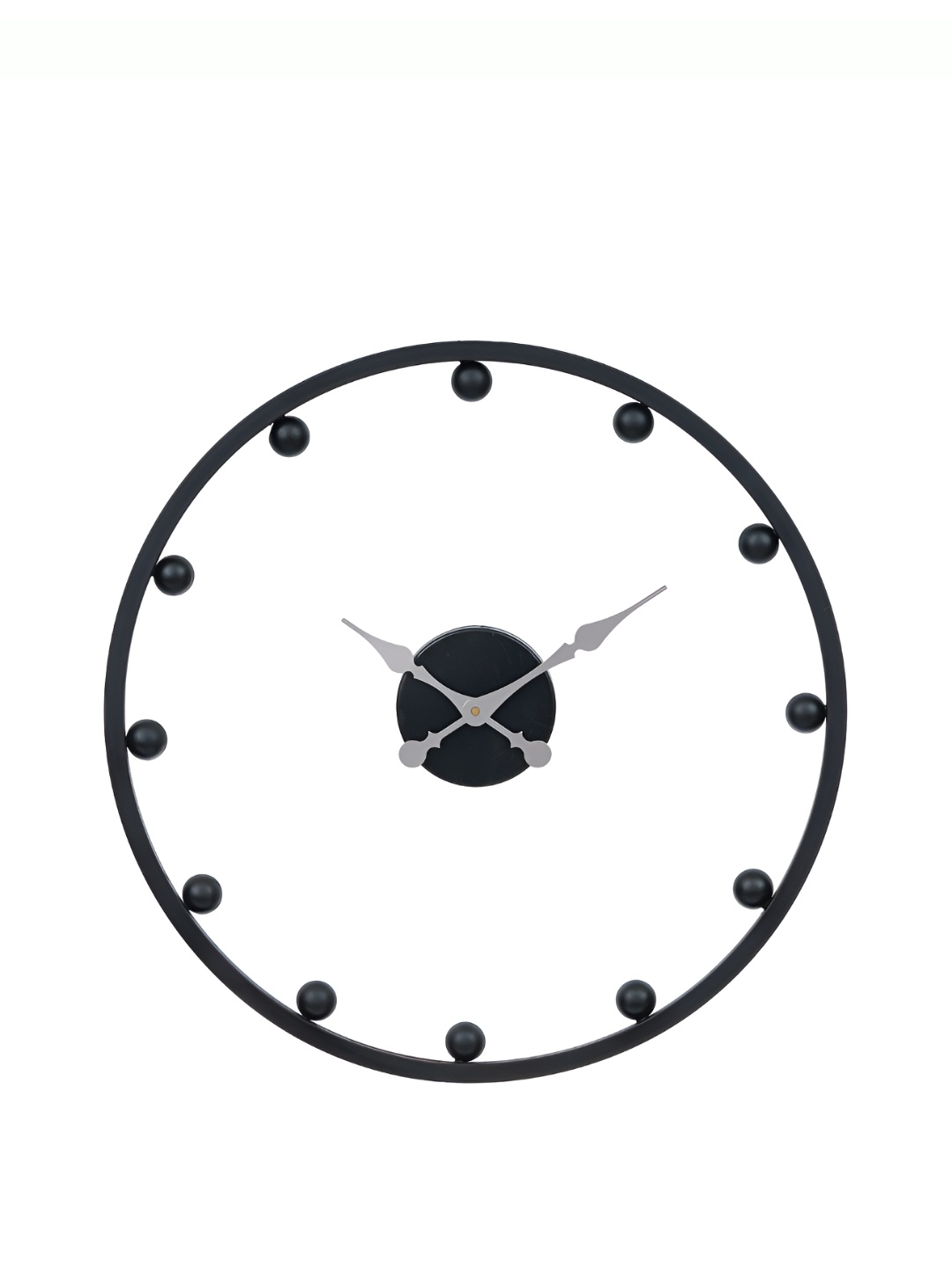 

CHRONIKLE Black Round Metal Traditional Wall Clock