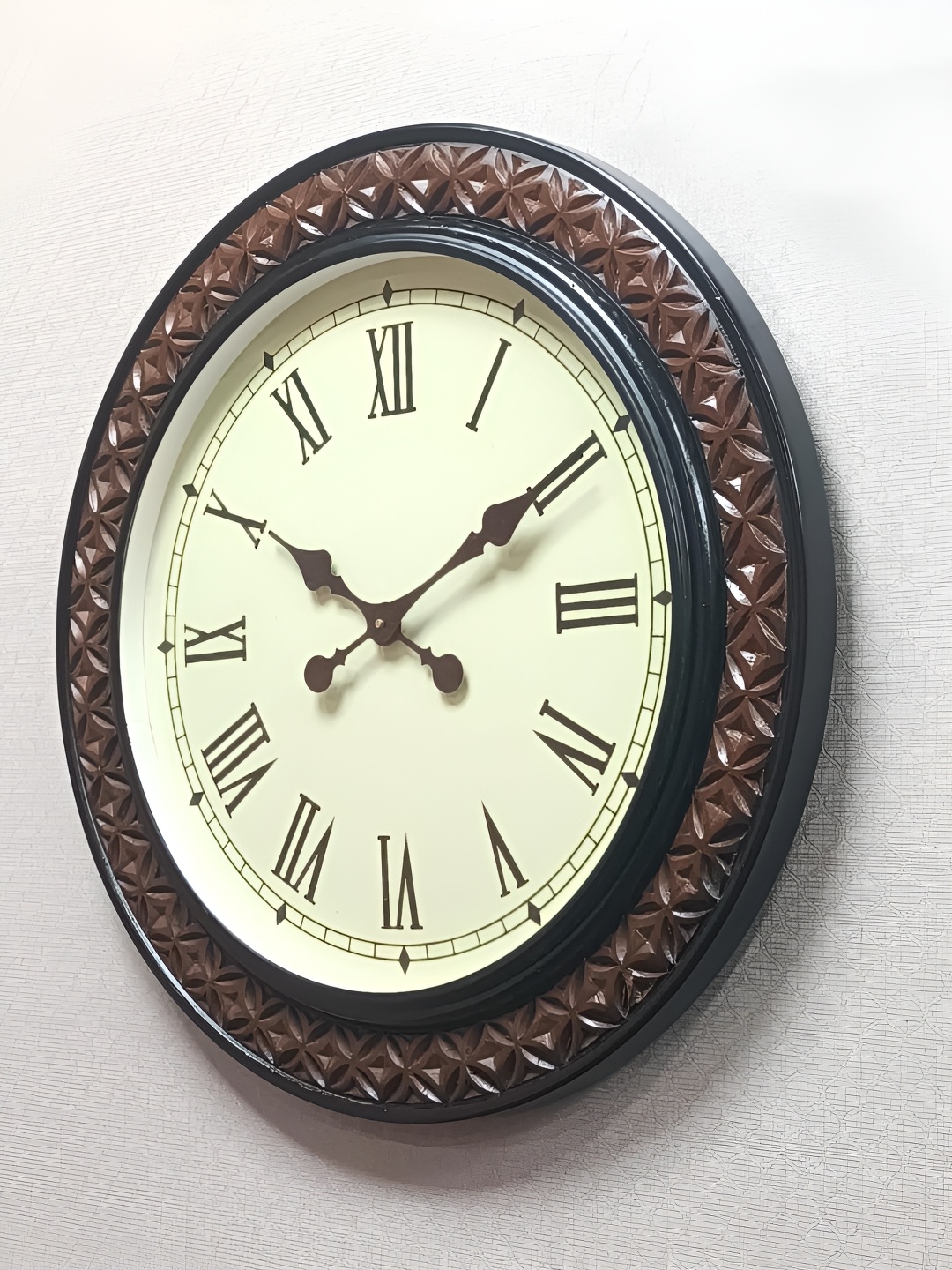 

CHRONIKLE Brown & White Wooden Round Contemporary Wall Clock