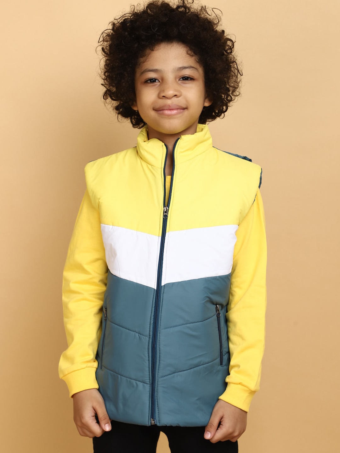 

V-Mart Boys Colourblocked Lightweight Hooded Sleeveless Padded Jacket, Green