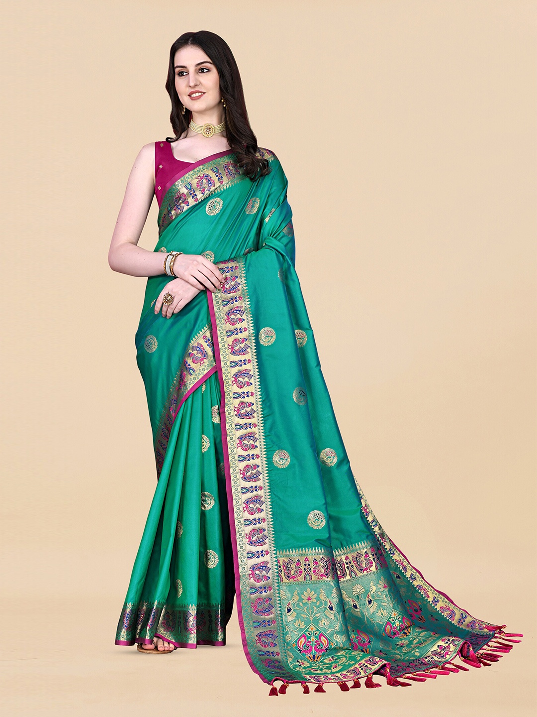 

ZIBLON Ethnic Motifs Woven Design Kanjeevaram Saree, Green
