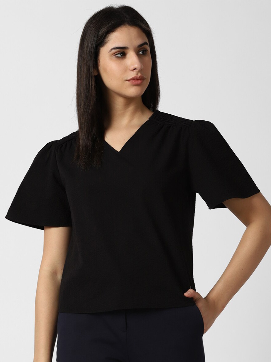 

Van Heusen Woman V-Neck Puff Sleeves Pure Cotton Top, Black