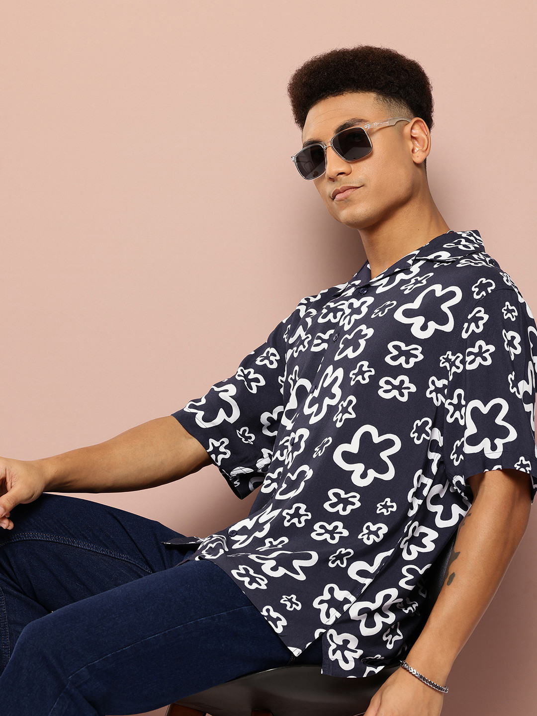 

Harvard Floral Printed Casual Shirt, Navy blue