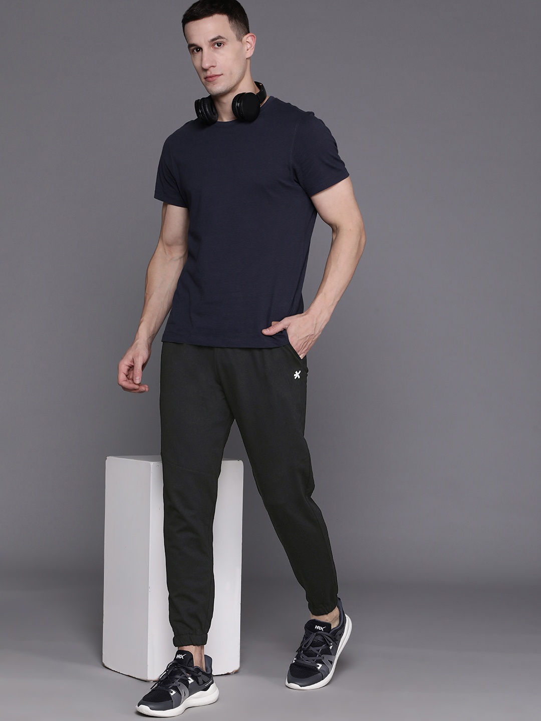 

HRX by Hrithik Roshan Men Lifestyle Joggers, Black