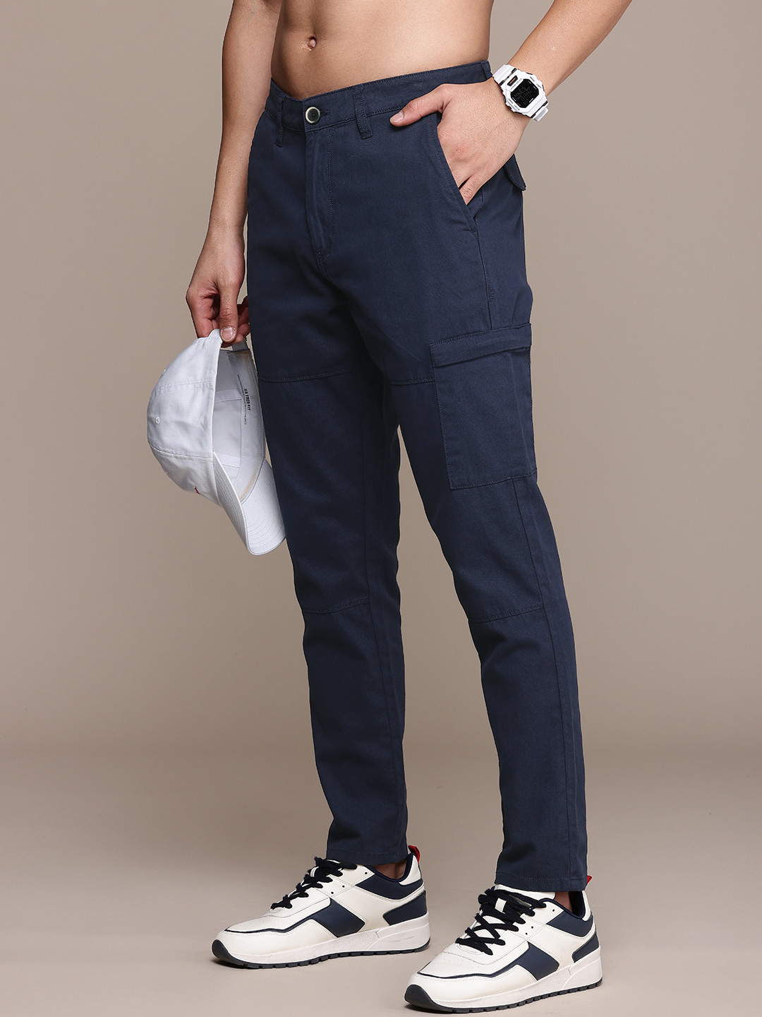 

The Roadster Life Co. Men Pure Cotton Slim Tapered Fit Chinos Trousers, Navy blue