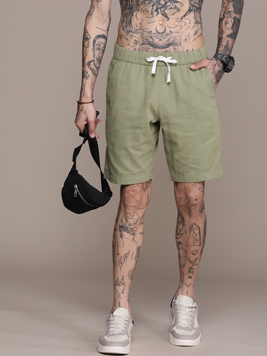 

The Roadster Lifestyle Co. Men Pure Cotton Shorts, Olive