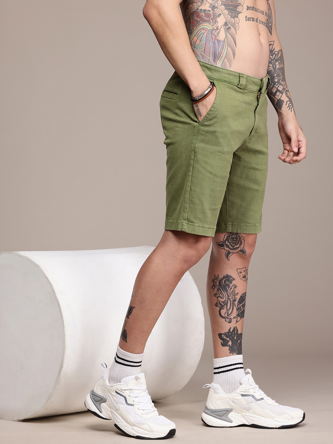 

The Roadster Life Co. Men Skater Fit Denim Shorts, Olive