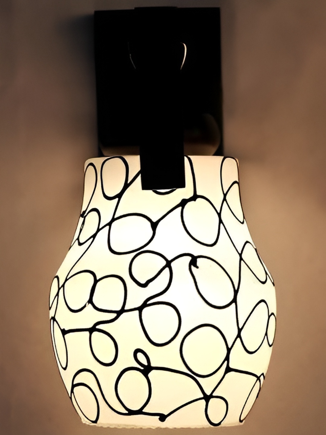 

Afast White & Black Printed Abstract shaped Contemporary Wall Lamp