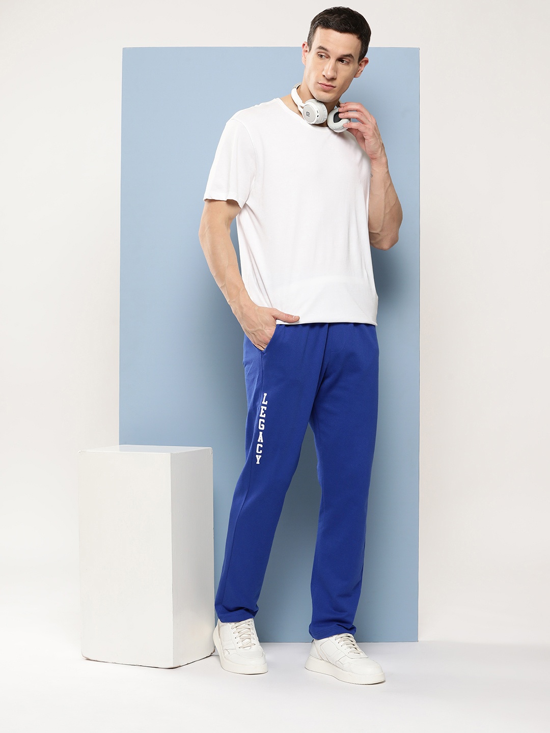 

Slazenger Men Track Pants, Blue