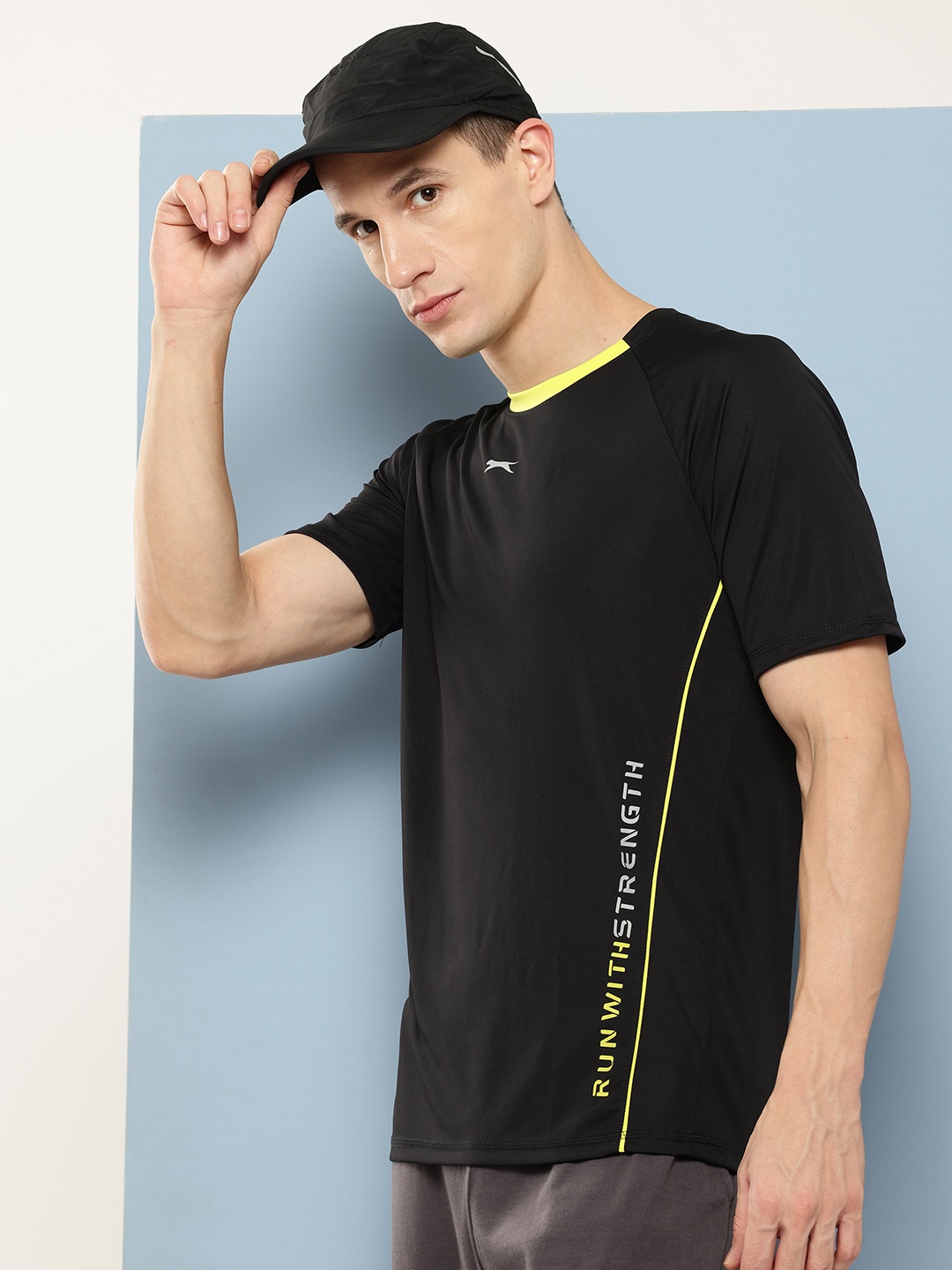 

Slazenger Ultra-Dry T-shirt, Black