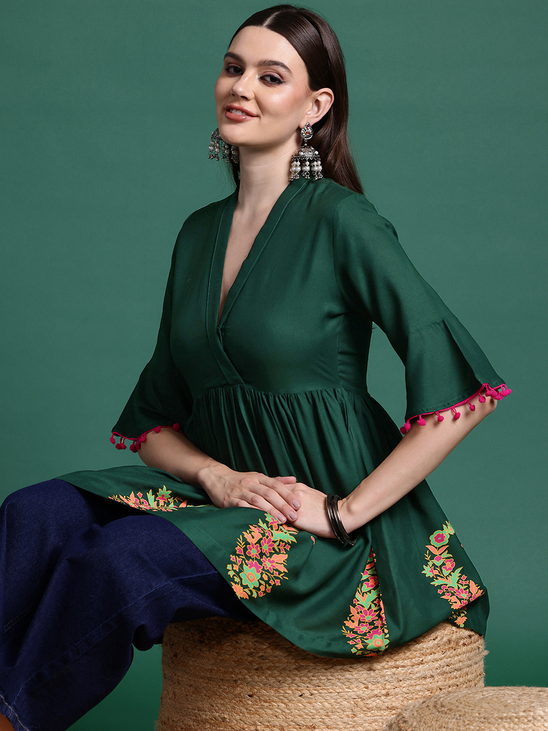 

Sangria Printed Bell Sleeve Ethnic Wrap Top, Green