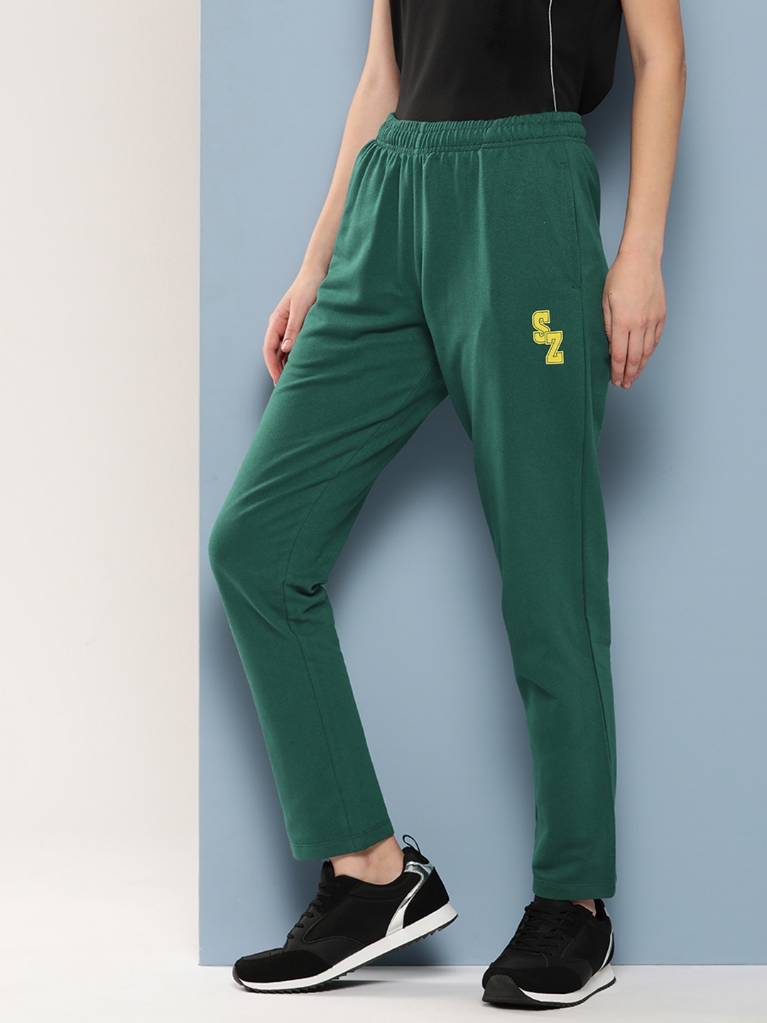 

Slazenger Women Track Pants, Green