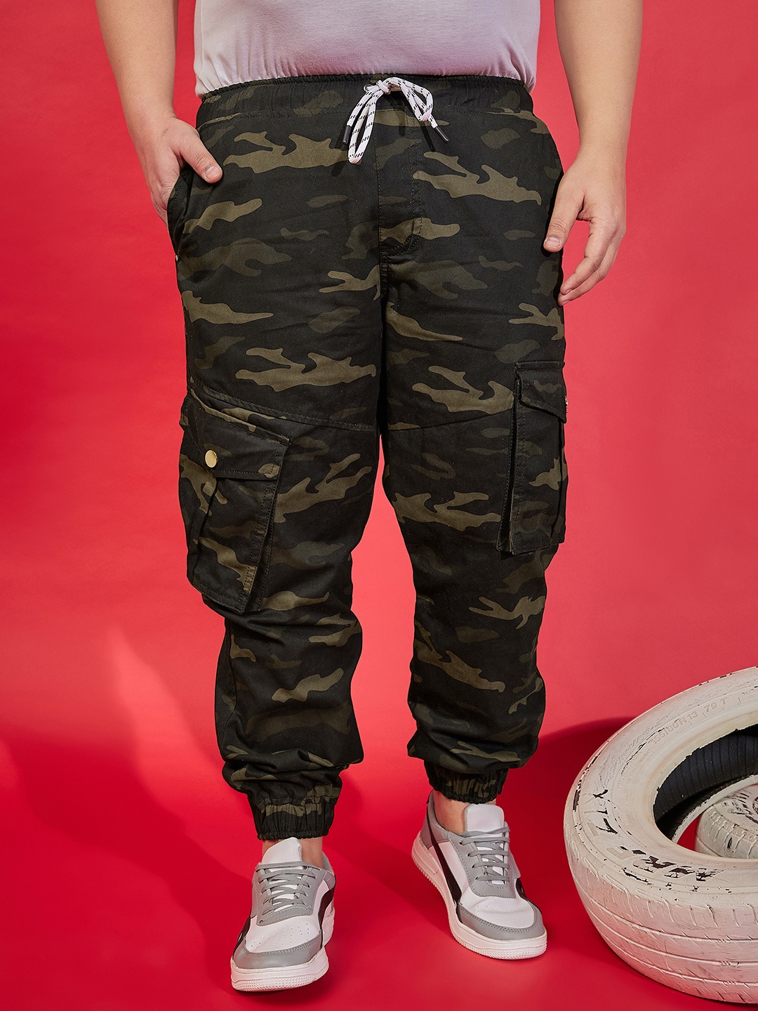 

bigbanana Men Jogger Fit Camouflage Printed Clean Look Stretchable Jeans, Olive