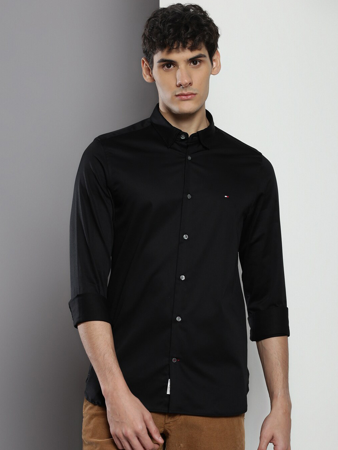 

Tommy Hilfiger Slim Fit Button-Down Collar Casual Shirt, Black
