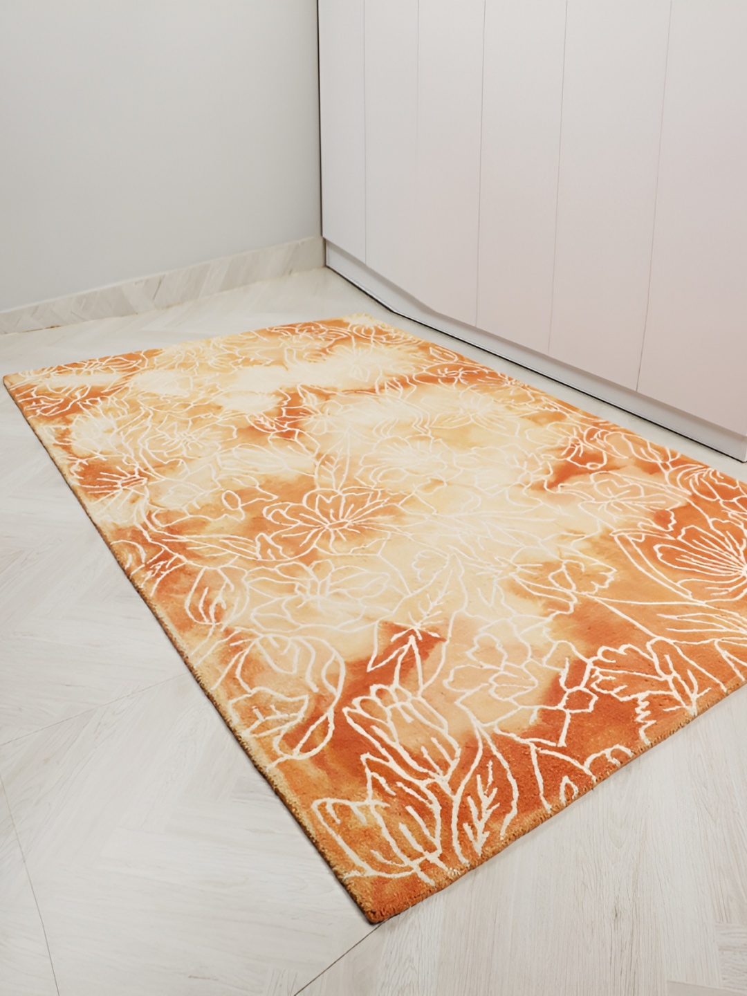 

MIRZAPUR KALEEN AND RUGS Beige & Orange Handmade Woollen Carpet