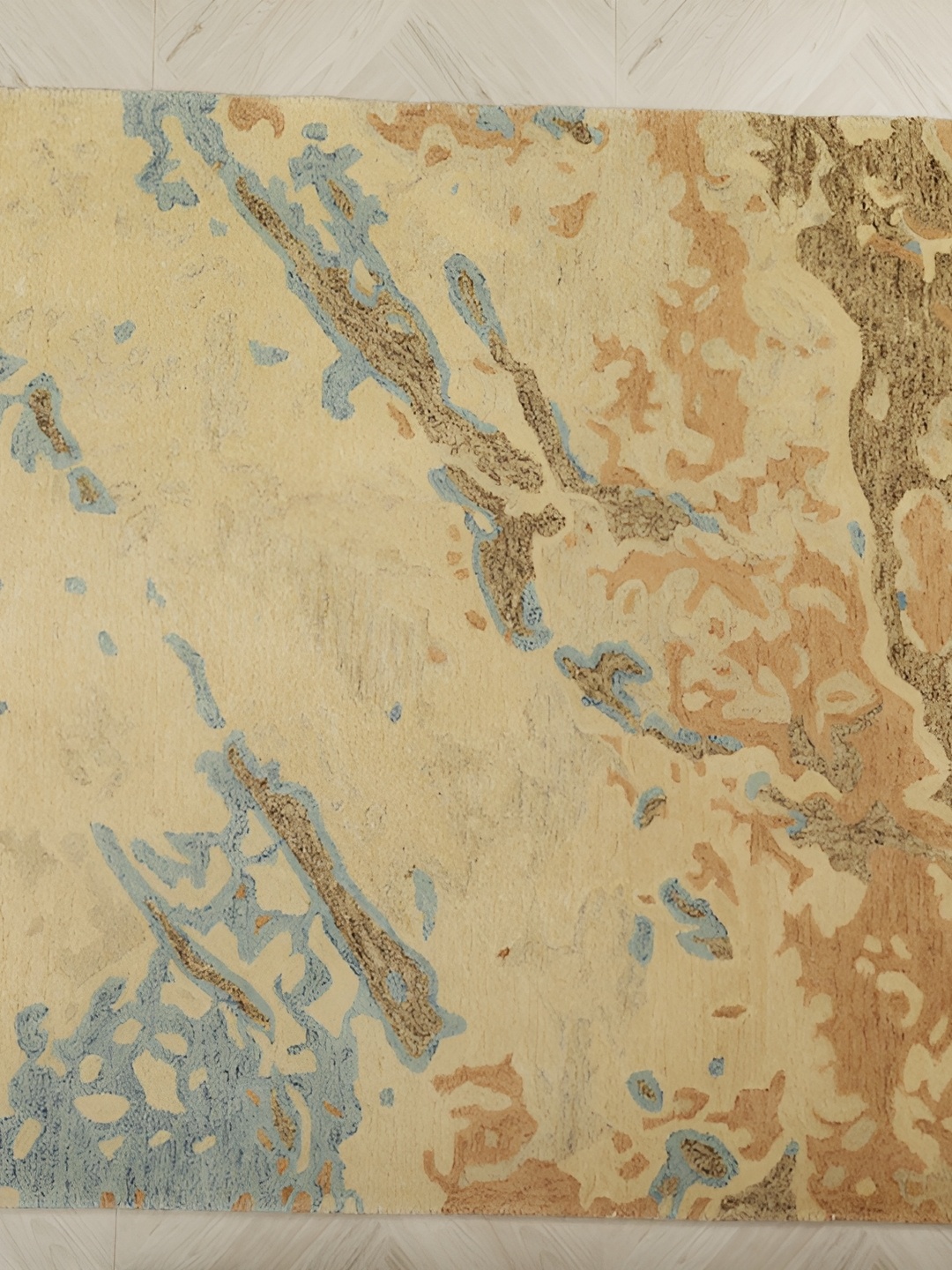 

MIRZAPUR KALEEN AND RUGS Cream Contemporary Woollen Carpet