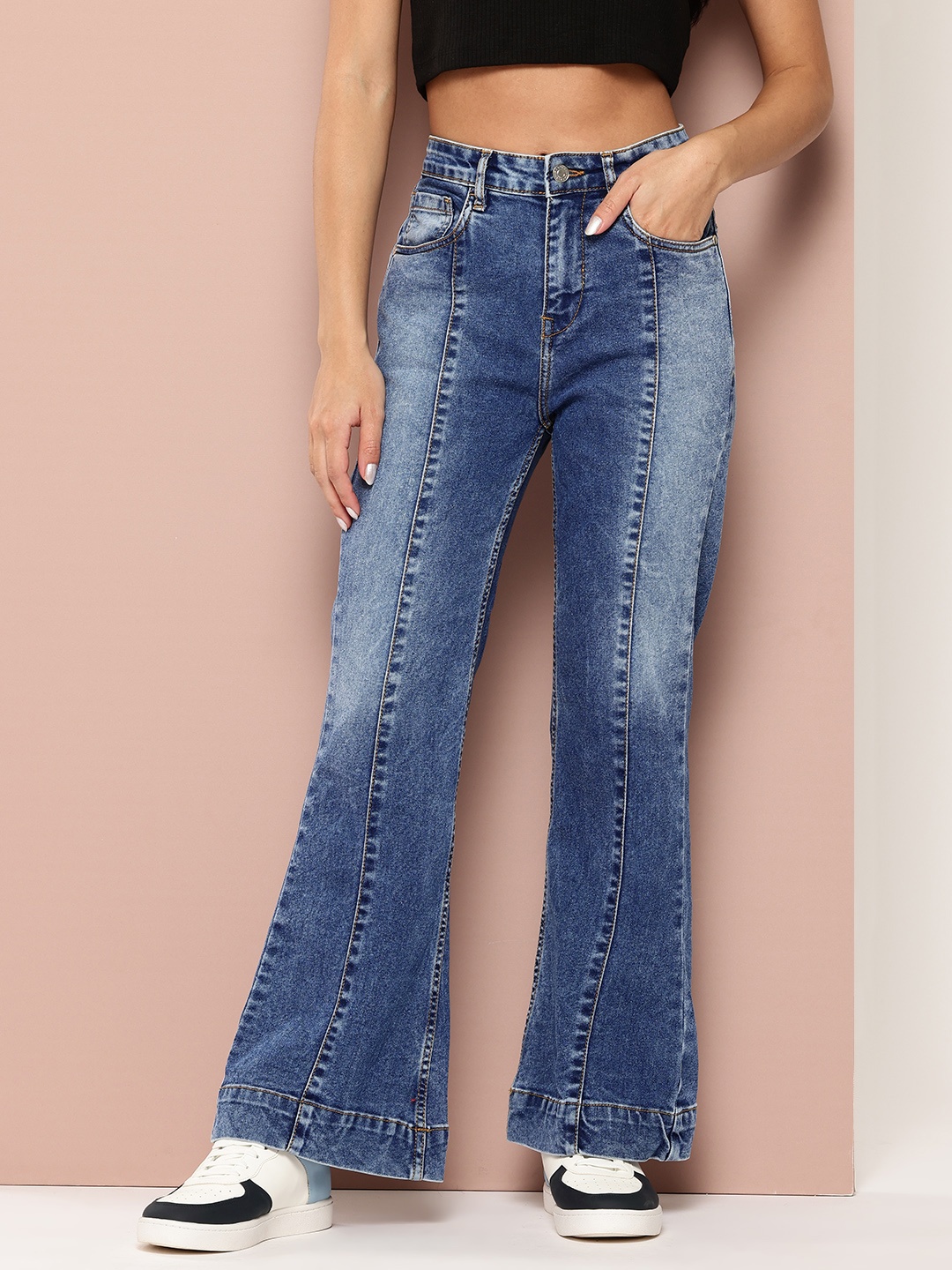 

Harvard Women Mid Rise Bootcut Heavy Fade Stretchable Jeans, Blue