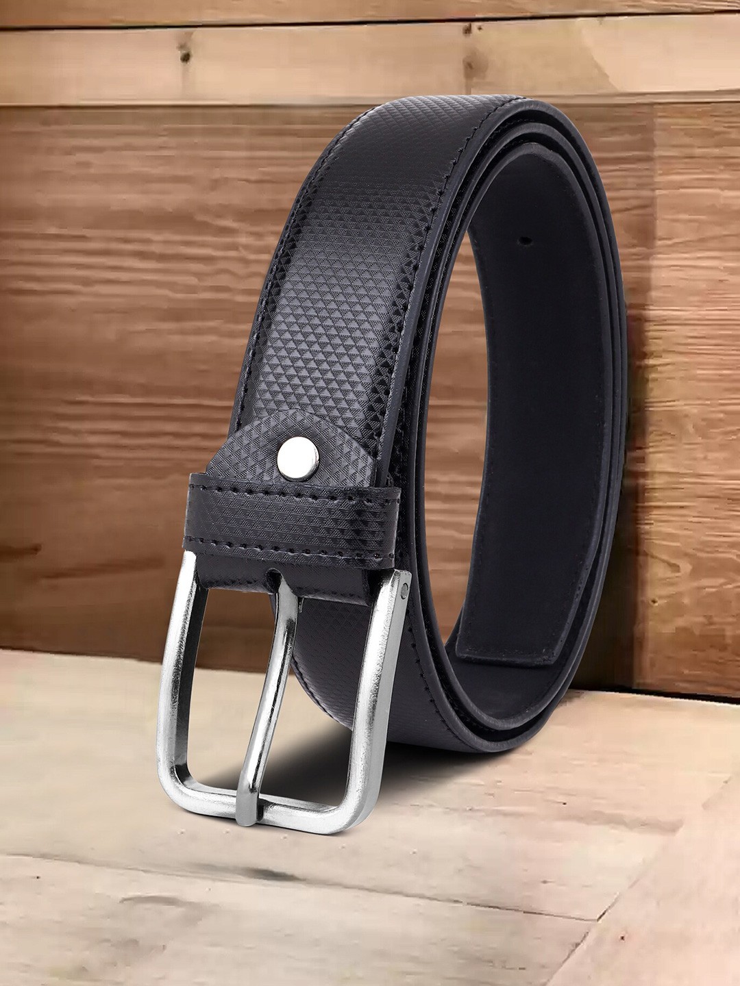 

HENEDA Men Textured Leather Belt, Black