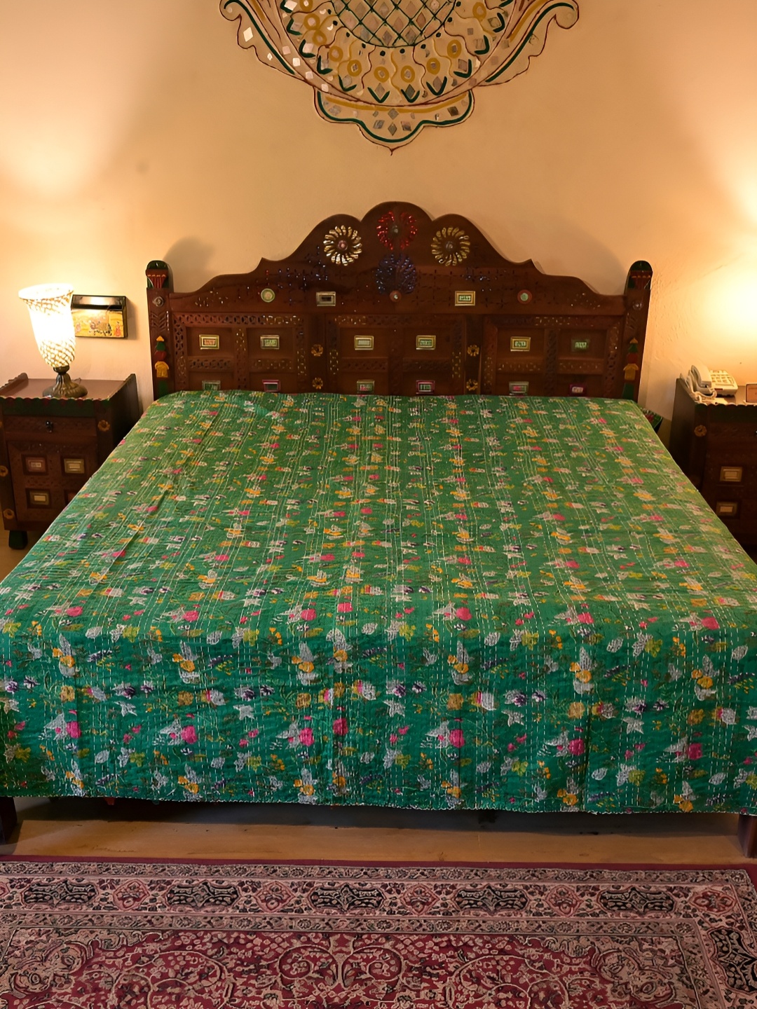 

Chokhi Dhani Kalagram Green& Yellow Floral Cotton Queen Bedsheet