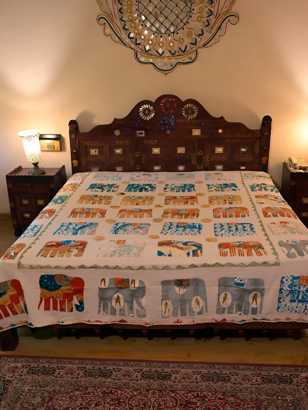 

Chokhi Dhani Kalagram Beige &Blue Ethnic Motifs Cotton Queen Bedsheet