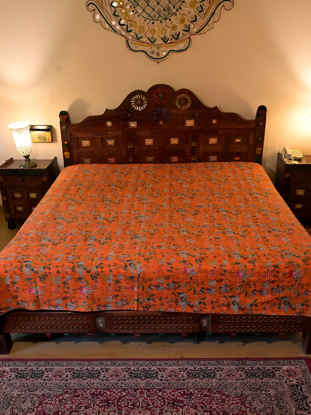 

Chokhi Dhani Kalagram Orange& White Floral Cotton Queen Bedsheet