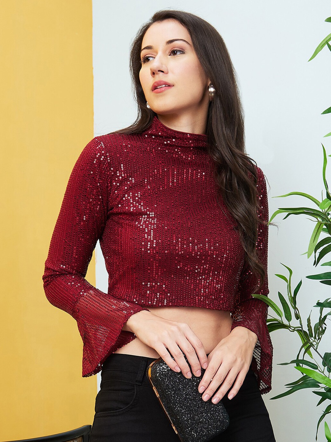 

Globus Sequinned Stripes Party Crop Top, Maroon