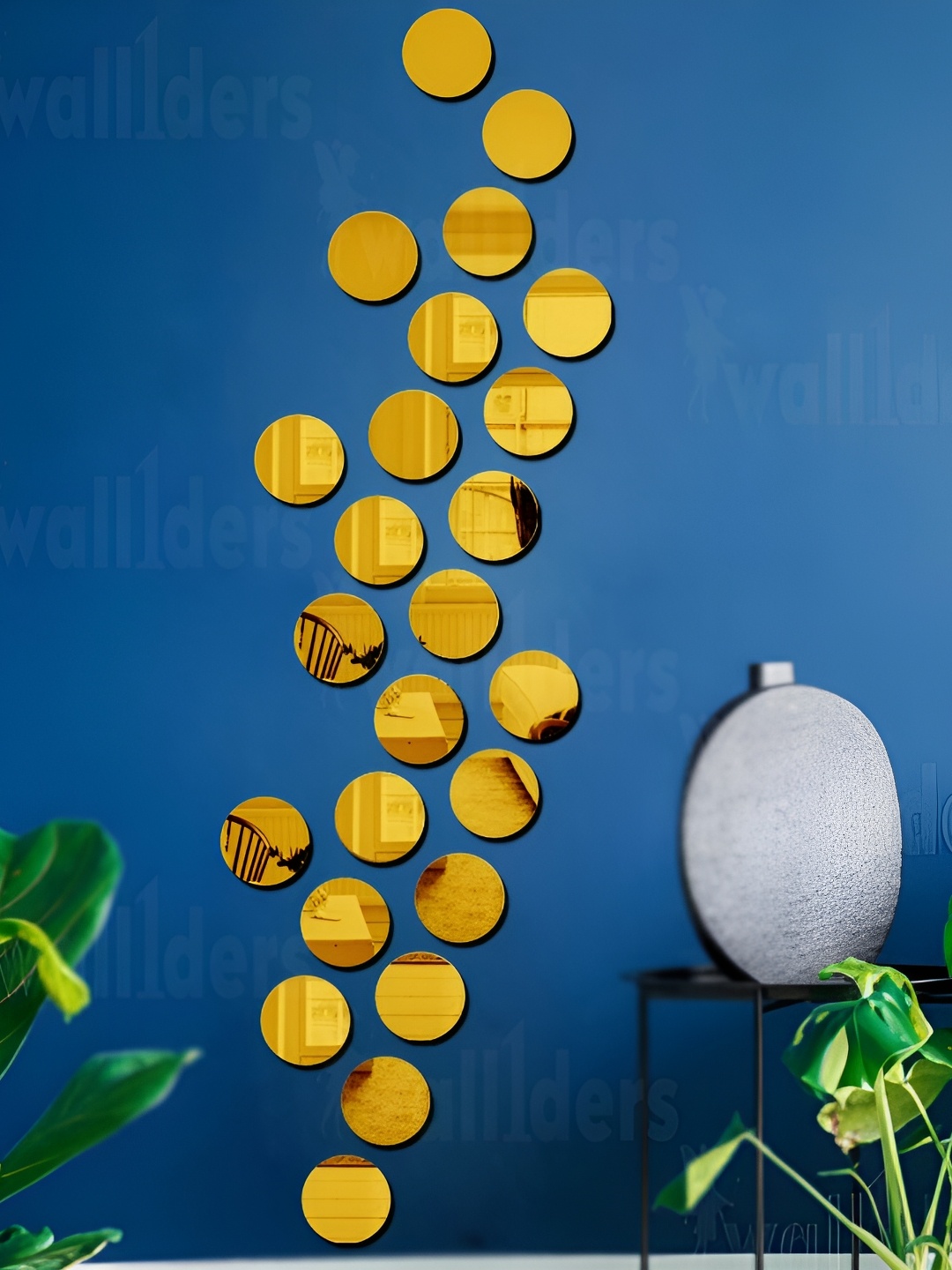 

Wall1ders Gold Toned 24 Pieces Acrylic Mirror Wall Stickers