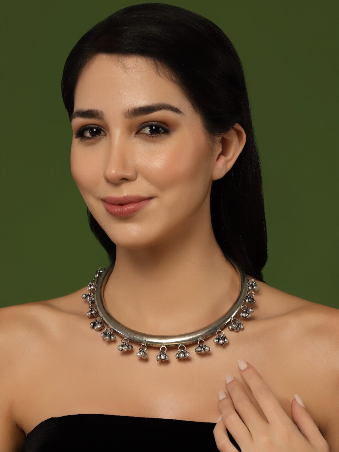 

Sanjog Women Brass Oxidised Silver-Plated Hasli Tribal Choker Statement Ghungroo Necklace