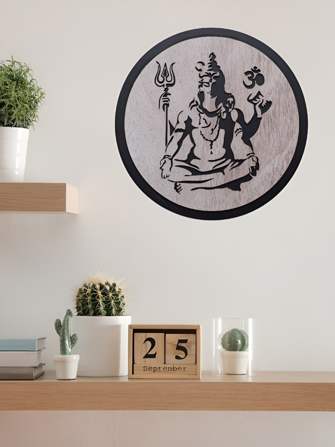 

TEAKWOOD White & Back Shiv Wooden Wall Decor