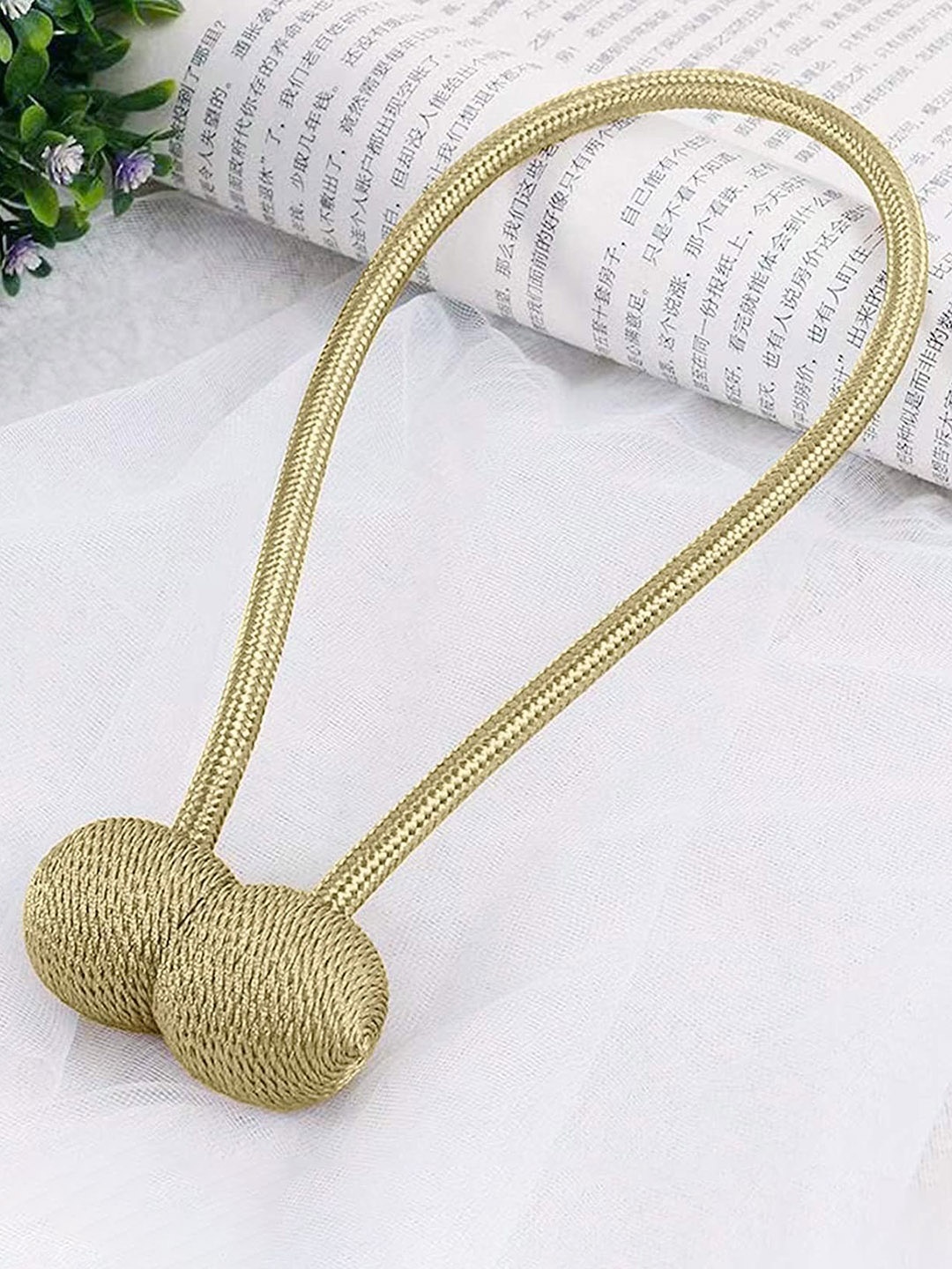 

HomeCloud Gold-Toned 2 Pieces Textured Magnetic Curtain Tiebacks