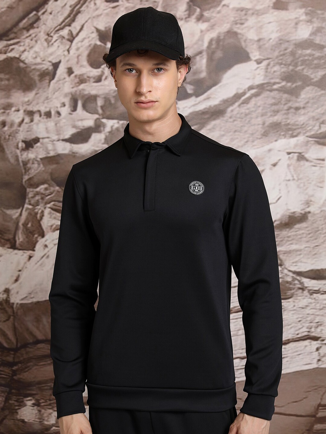 

HIGHLANDER Polo Collar Long Sleeves Sweatshirt, Black