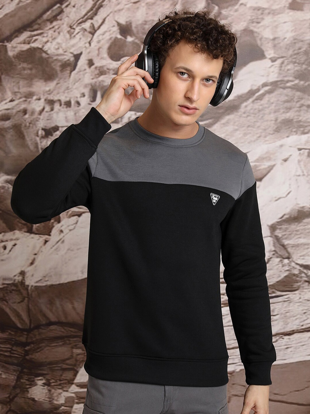 KETCH Black Round Neck Colourblocked Sweatshirt