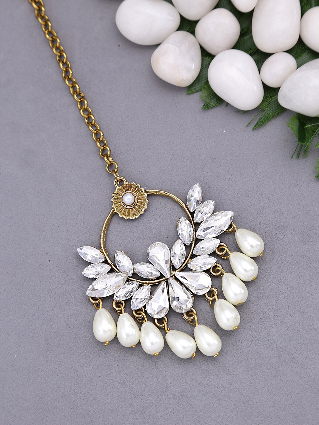 

Yellow Chimes Gold Plated Kundan & Pearl Studded Maang Tikka