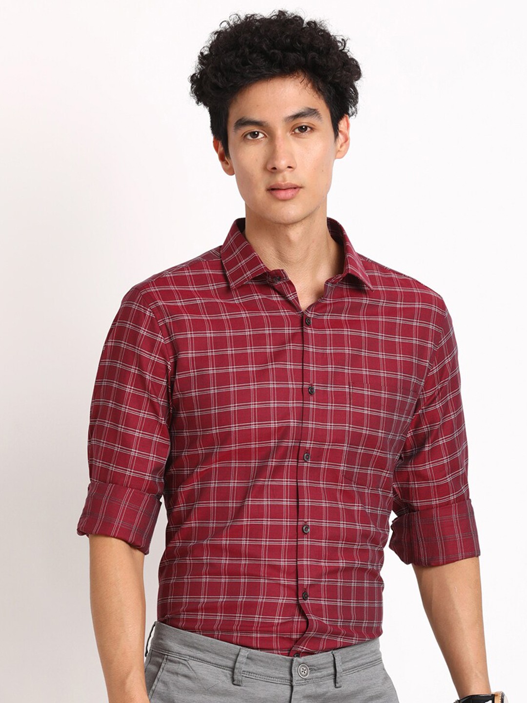 

Turtle Smart Slim Fit Checked Spread Collar Long Sleeve Cotton Formal Shirt, Maroon