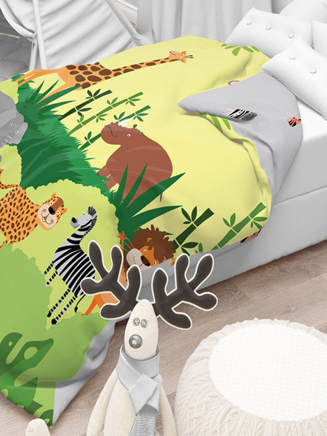 

Polka Tots Green & Grey Cartoon Characters AC Room Reversible 210 GSM Single Bed Comforter