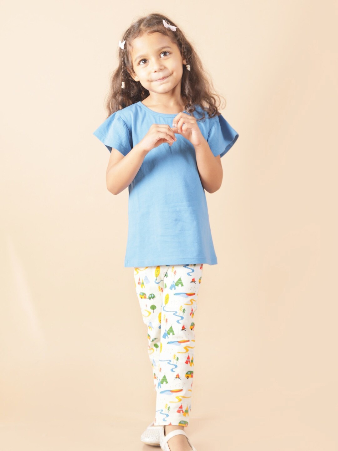 

Ola! Otter Girls Flutter Sleeves Organic Cotton Top, Blue