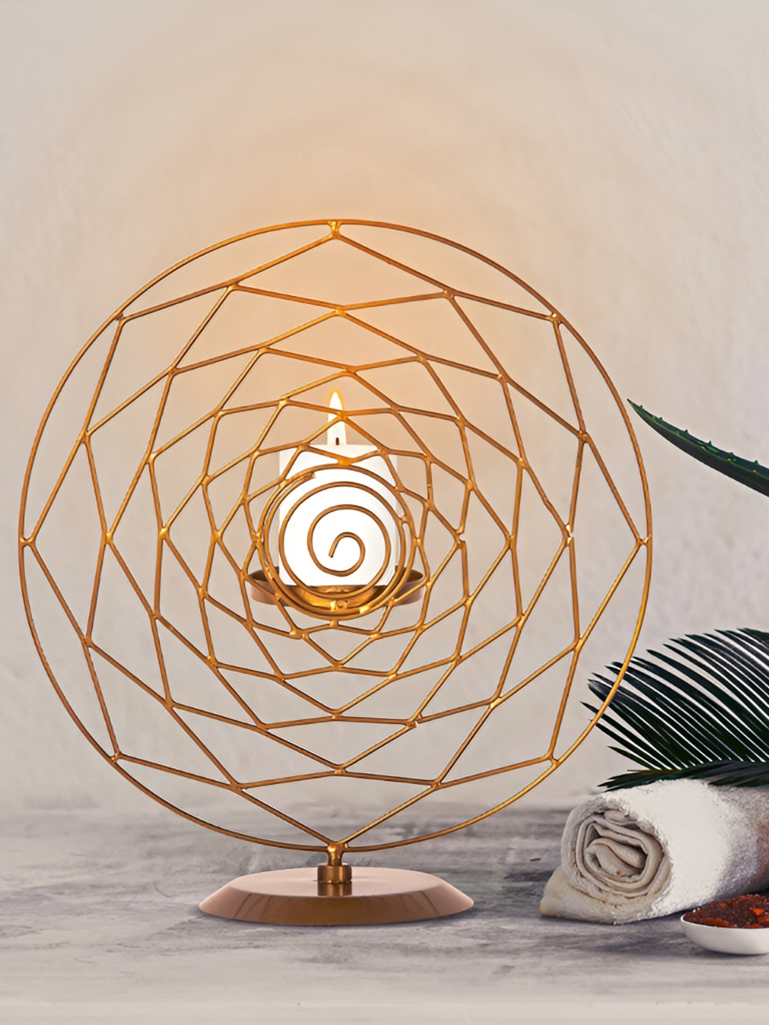 

House of Sajja Brown &Gold-Tone Maze Pattern Candle Holder