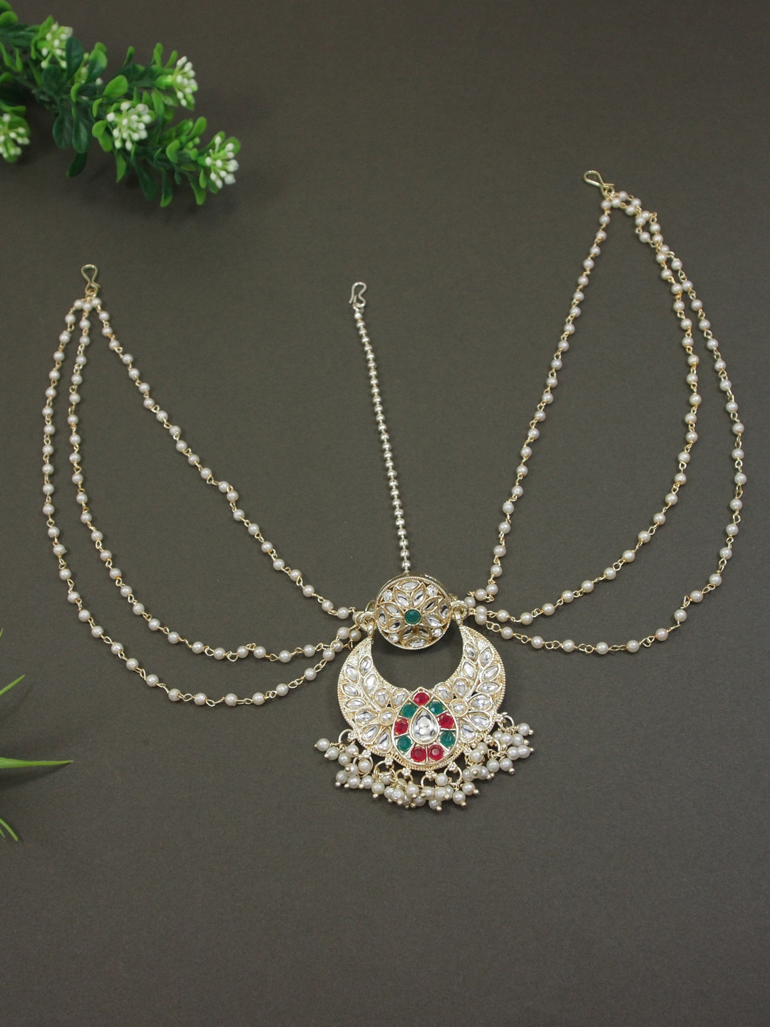 

I Jewels Gold-Plated Kundan-Studded & Pearl Beaded Matha Patti