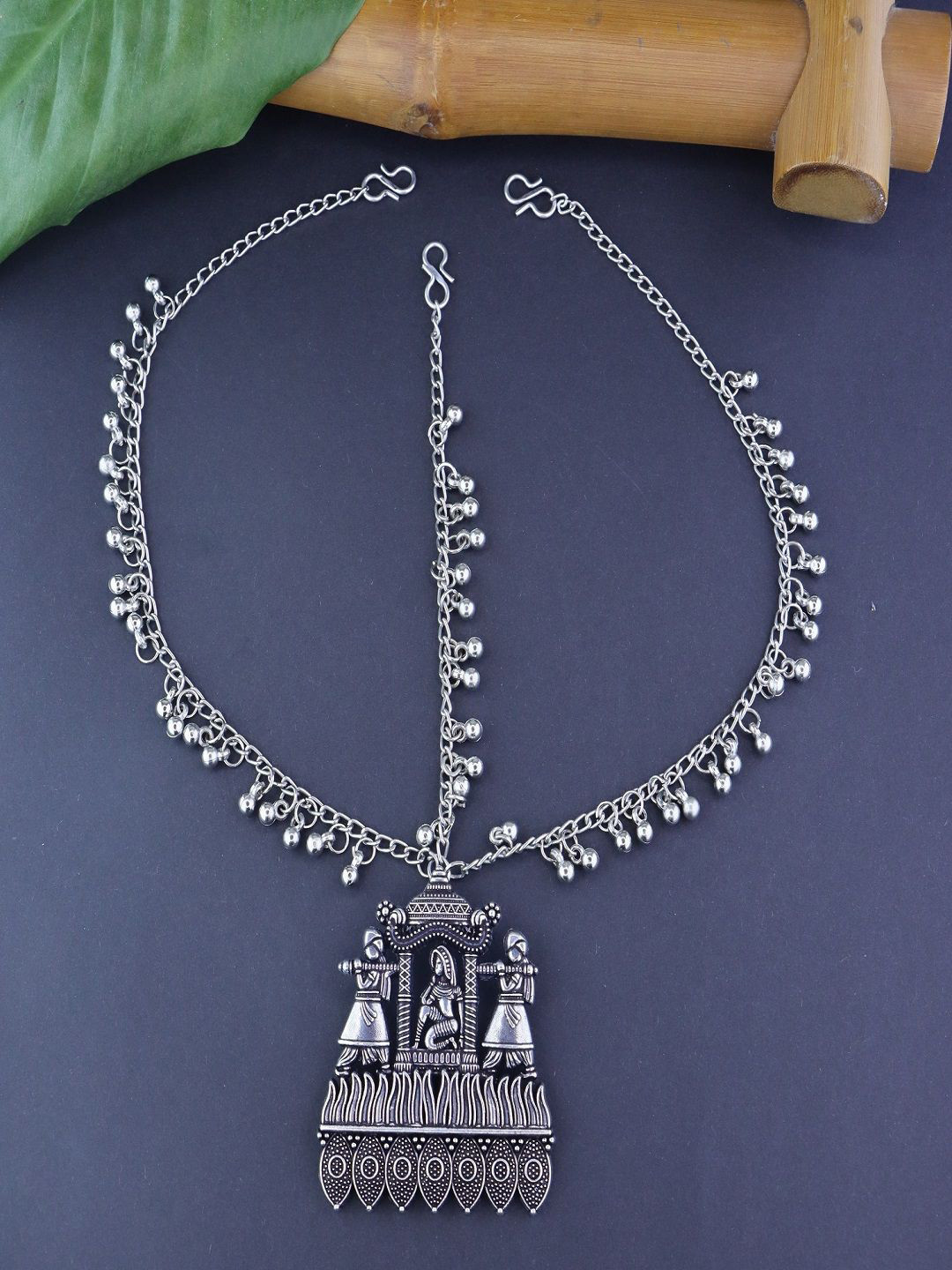

I Jewels Sliver Plated Oxidised Ghungroo Matha Patti, Silver