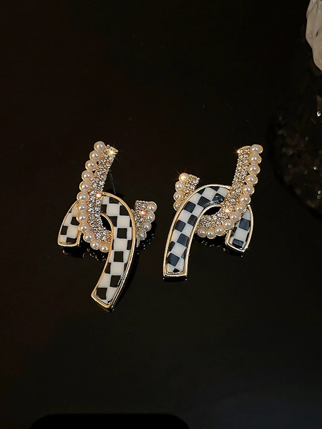 

Krelin Stones Studded Bead Beaded Contemporary Drop Earrings, Black