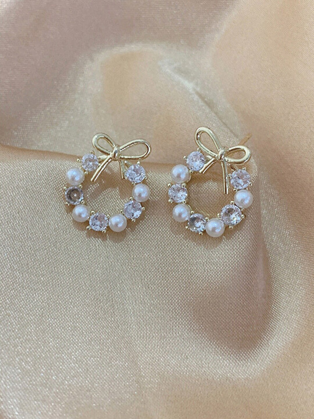 

VAGHBHATT Gold-Plated Rhinestone-Studded Circular Studs Earrings
